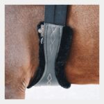 Kentucky Horsewear - Mouton Amovible Pour Sangle Anatomique Noir – Image 2