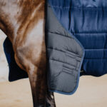 Kentucky Horsewear - Couverture De Box Classic 300G Marine – Image 6
