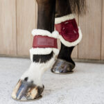 Kentucky Horsewear - Protège Boulets Young Horses Velvet Sheepskin Bordeaux – Image 2