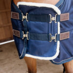 Kentucky Horsewear - Protège Poitrail Extension De Imperméable Mouton Marine – Image 2
