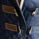 Kentucky Horsewear - Protège Poitrail Extension De Matelassé Mouton Marine – Image 4