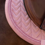 Kentucky Horsewear - Tapis De Cso Velvet Mini Pearls Vieux Rose – Image 3
