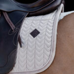 Kentucky Horsewear - Tapis De Dressage Skin Friendly Velvet Beige – Image 3