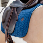 Kentucky Horsewear - Tapis De Dressage Skin Friendly Velvet Marine – Image 4