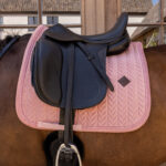 Kentucky Horsewear - Tapis De Dressage Velvet Mini Pearls Vieux Rose – Image 2