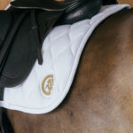 Kentucky Horsewear - Tapis De Dressage Wave Blanc – Image 3