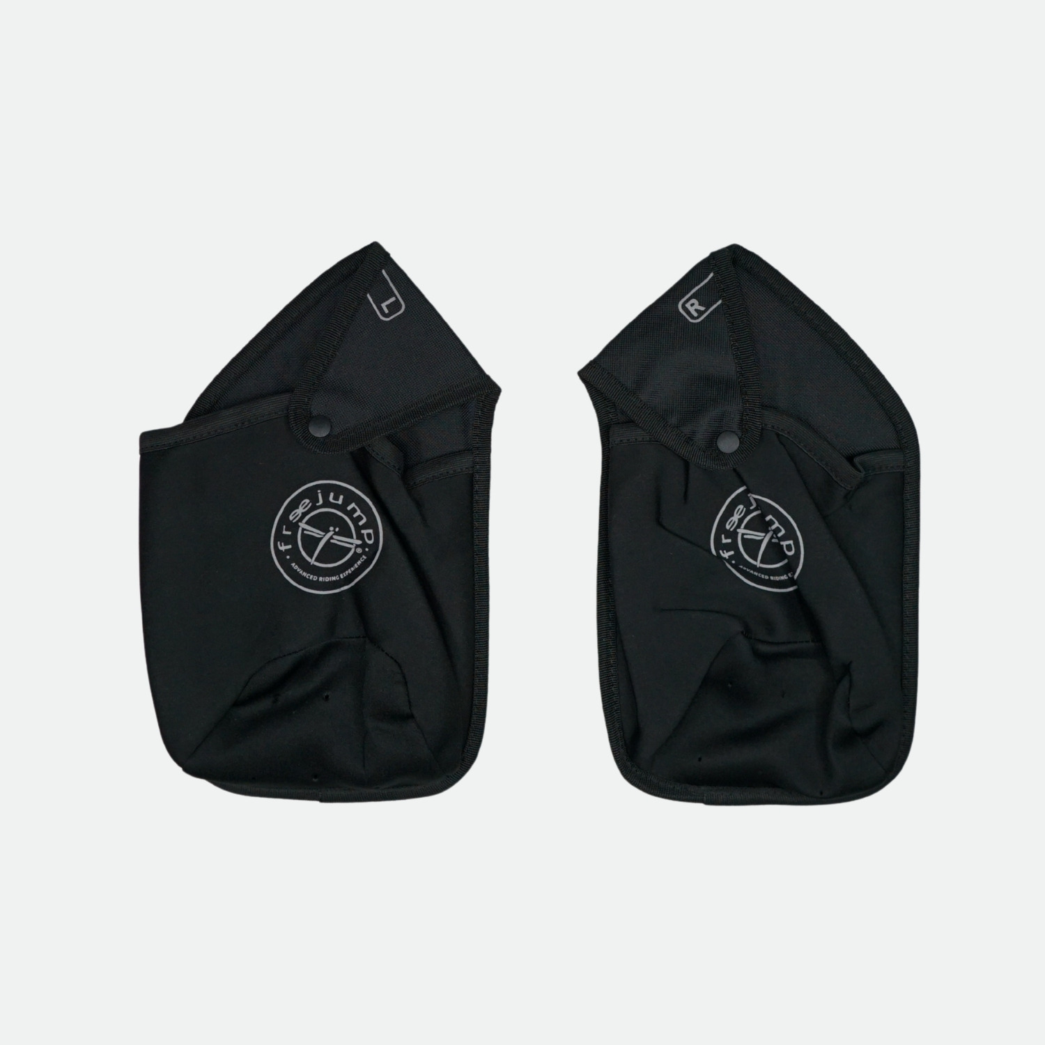 Freejump-Etriers-Stirrup-Pocket-Noir-Argent-cheval-occasion-2-ART0039220 Freejump - Etriers Stirrup Pocket Noir / Argent – Image 1