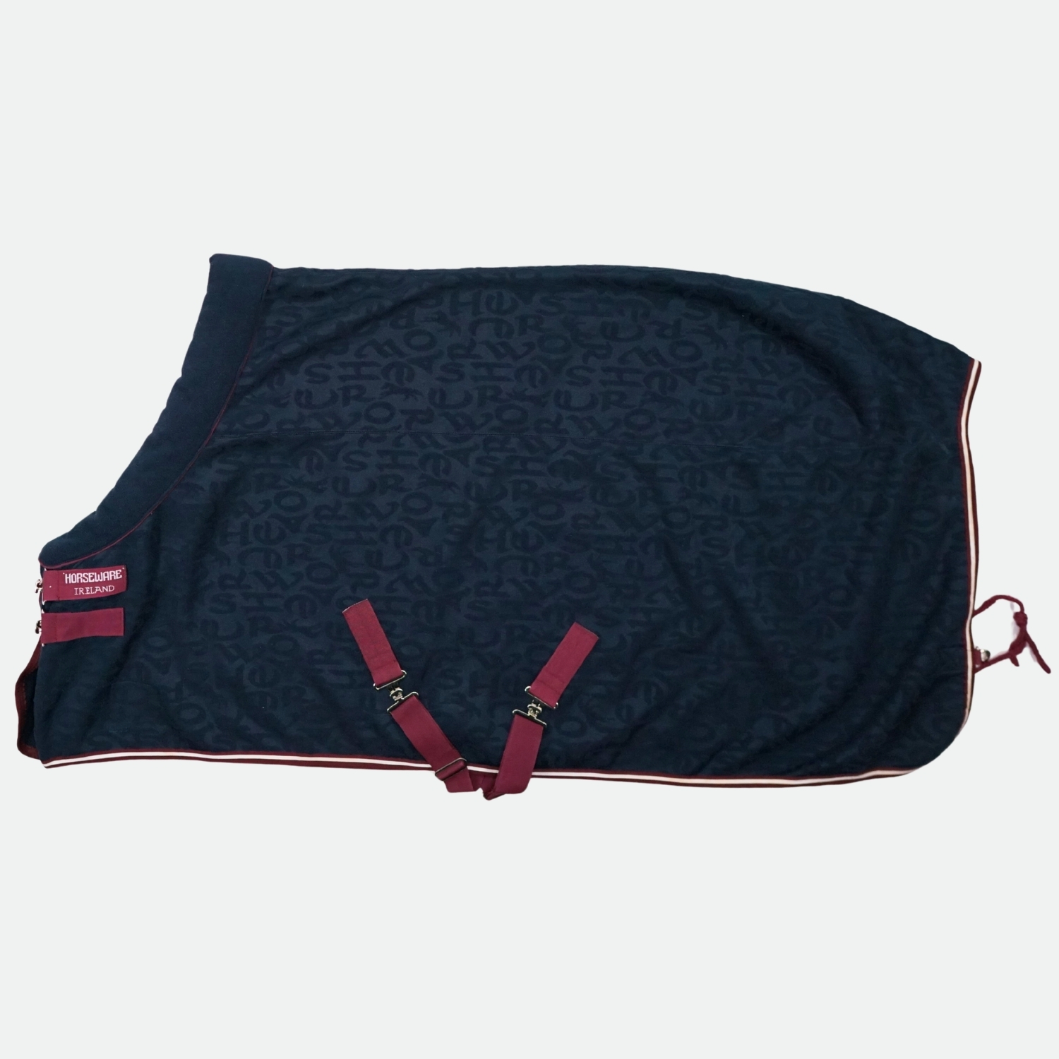 Horseware-Chemise-Sechantes-Embossed-Cosy-Neck-Cooler-Bleu-Marine-Bordeaux-B-cheval-occasion-2-ART0036662 Horseware - Chemise Séchantes Embossed Cosy Neck Cooler Bleu Marine, Bordeaux – Image 1