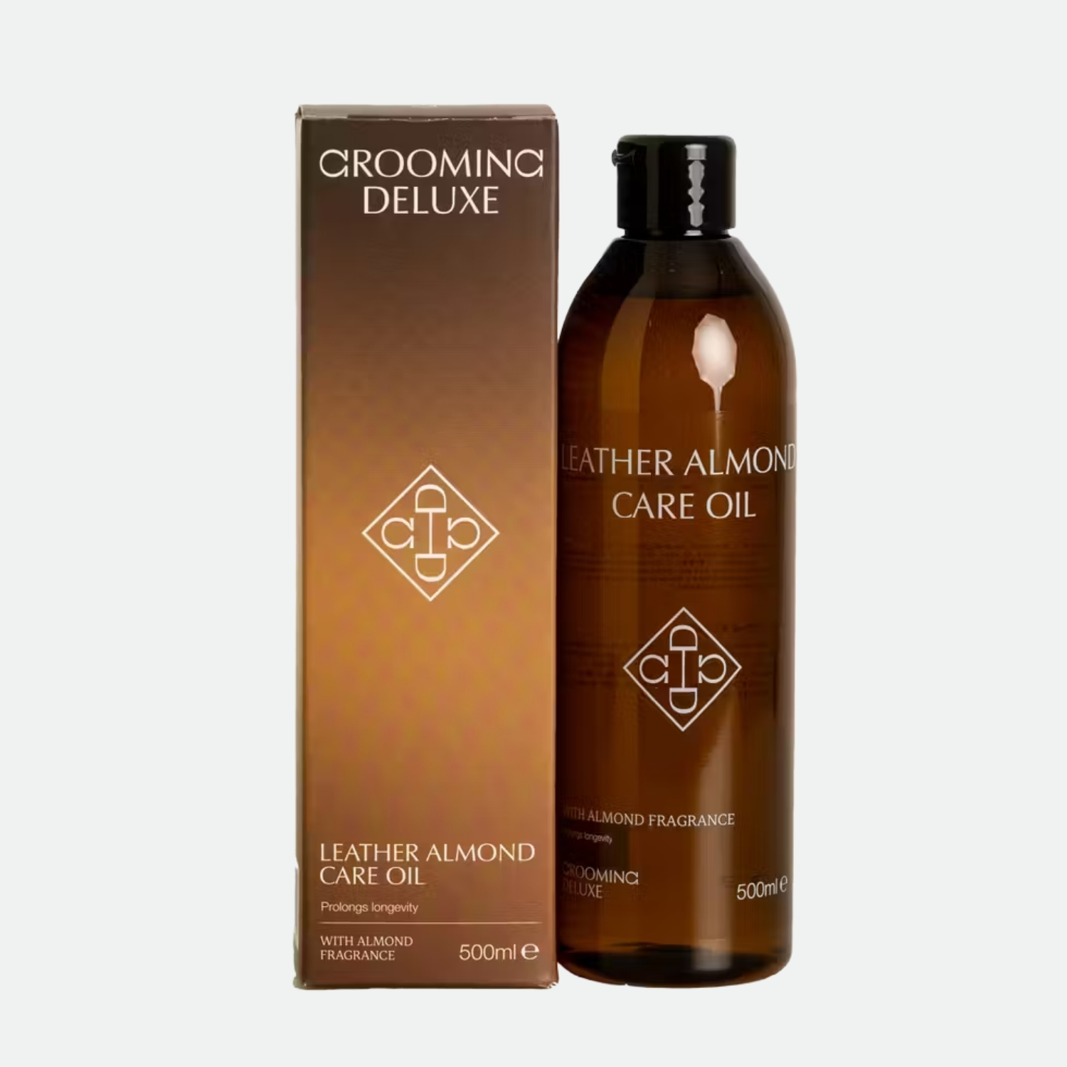 Grooming-Deluxe-Huile-dentretien-cuir-a-lamande-cheval-occasion-1-ART0712958 Grooming Deluxe - Huile d’entretien cuir à l’amande – Image 1